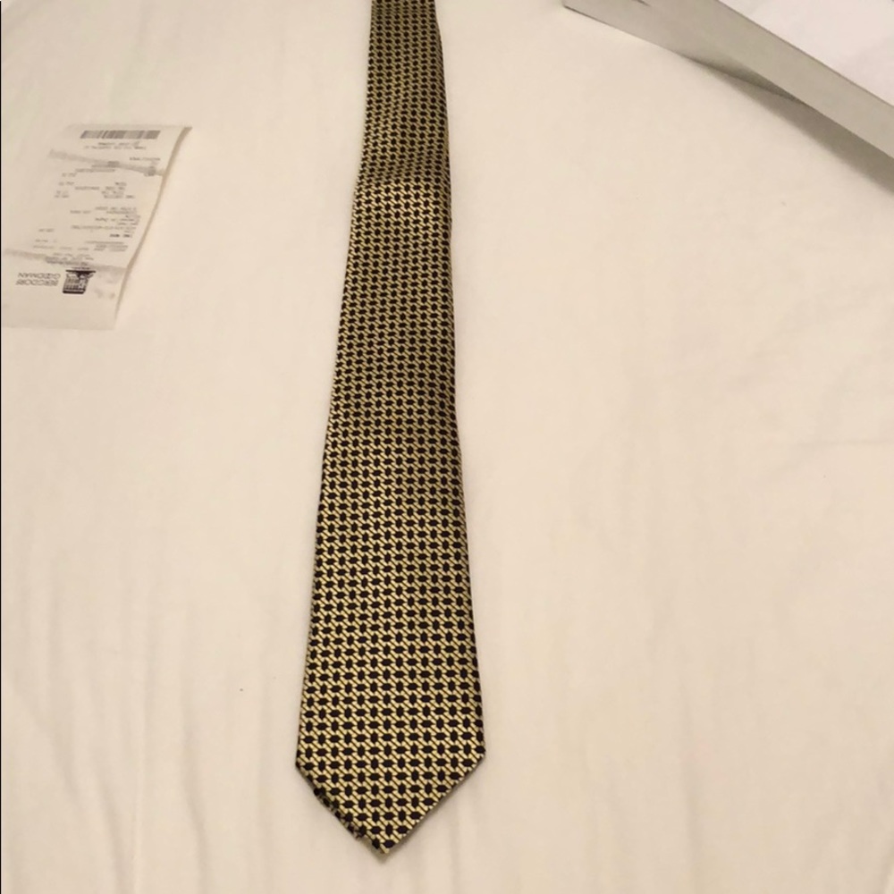 Tie - Picture 4 of 7